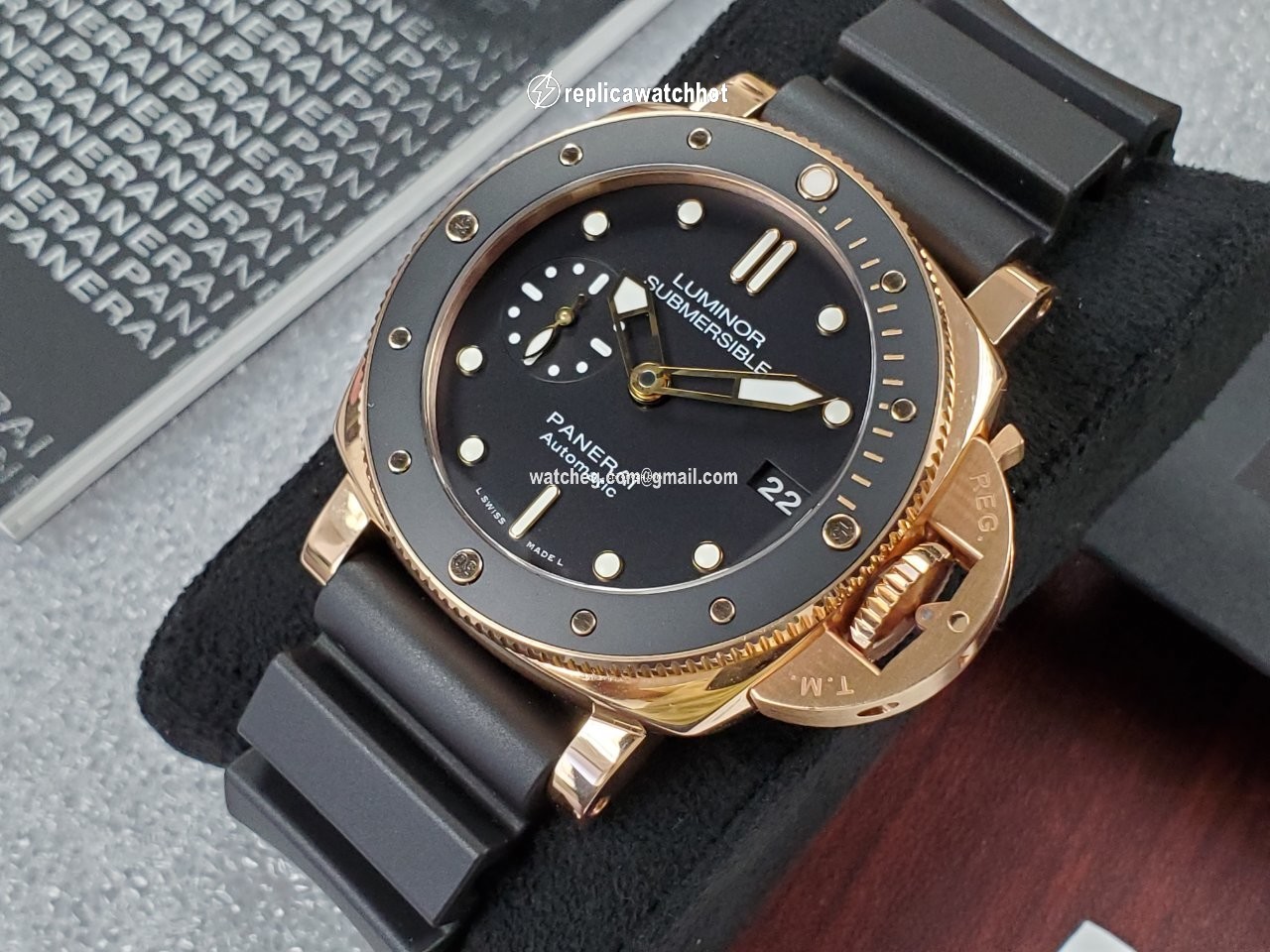 Panerai Luminor Submersible 1950 3 Days Automatic Mens watch Unisex Automatic Rose gold PAM 00684