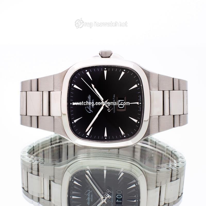 Glashtte Original Seventies Panorama Date Mens watch Unisex Automatic Steel 2 39 47 12 12 14