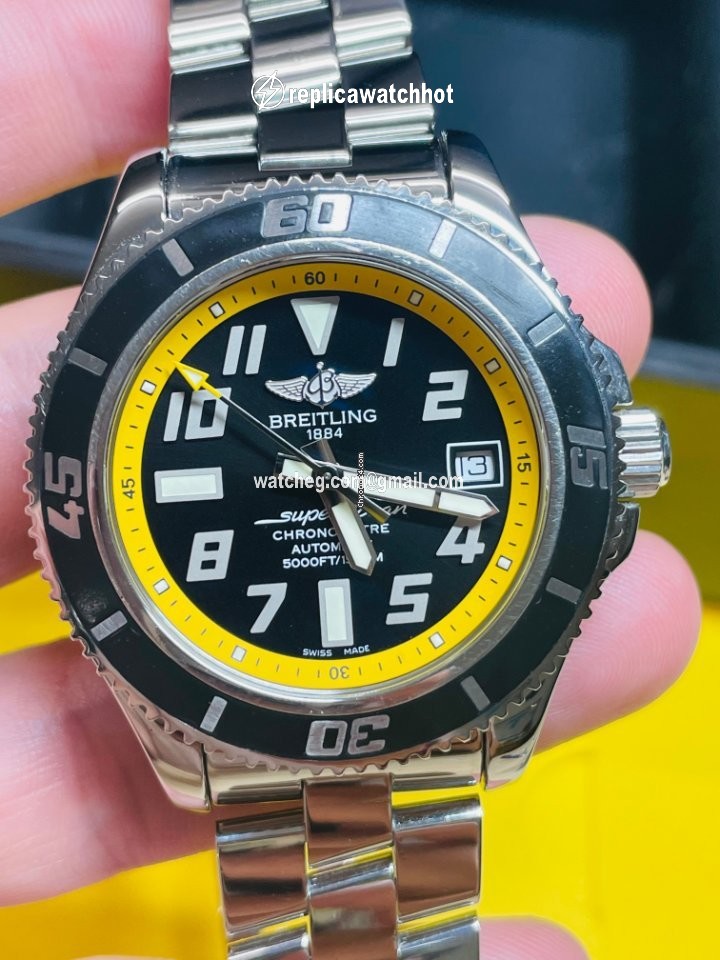 Breitling Superocean 42 Mens watch Unisex Automatic Steel A1736402 BA32