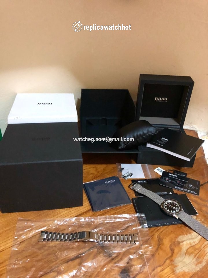 Rado HyperChrome Captain Cook Mens watch Unisex Automatic Steel R32500153