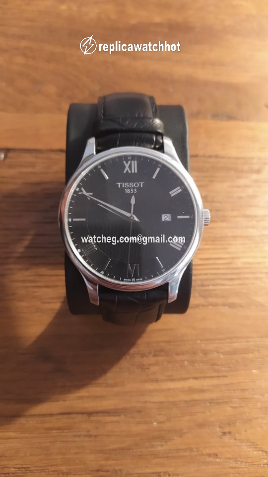 Tissot Tradition Mens watch Unisex Quartz Steel T0636101605800