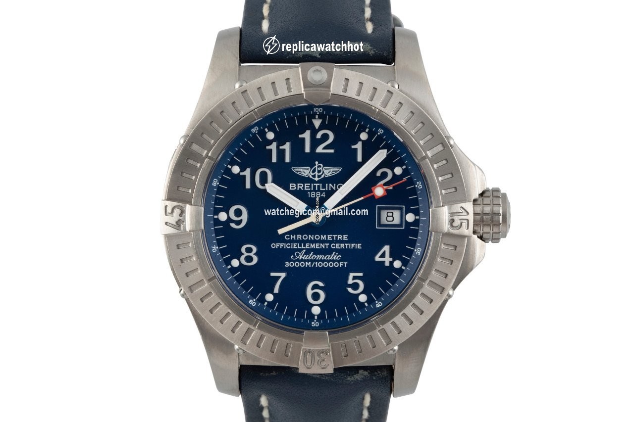 Breitling Avenger Seawolf Mens watch Unisex Automatic Titanium E17370