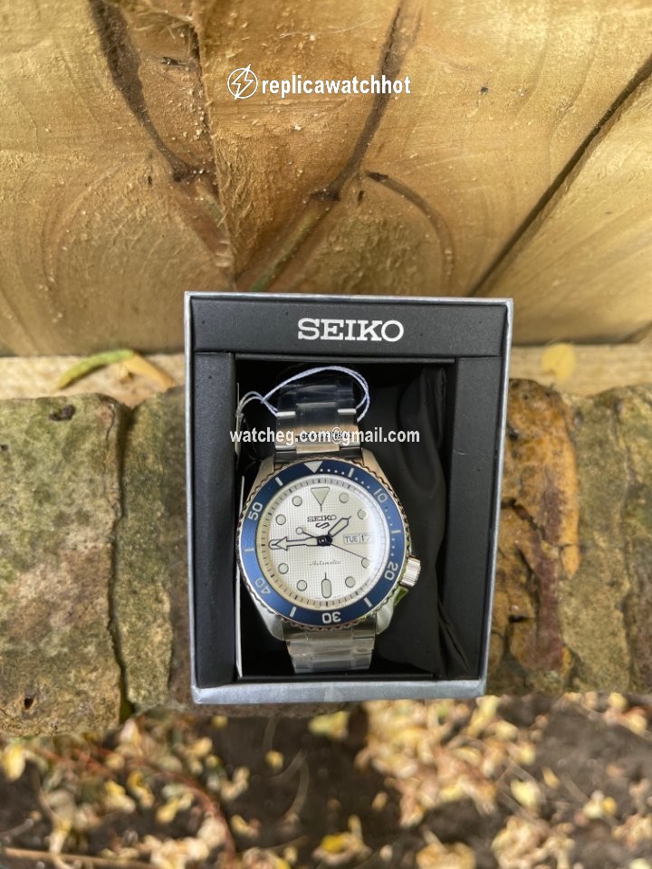 Seiko 5 Sports Mens watch Unisex Automatic Steel SRPG47K1