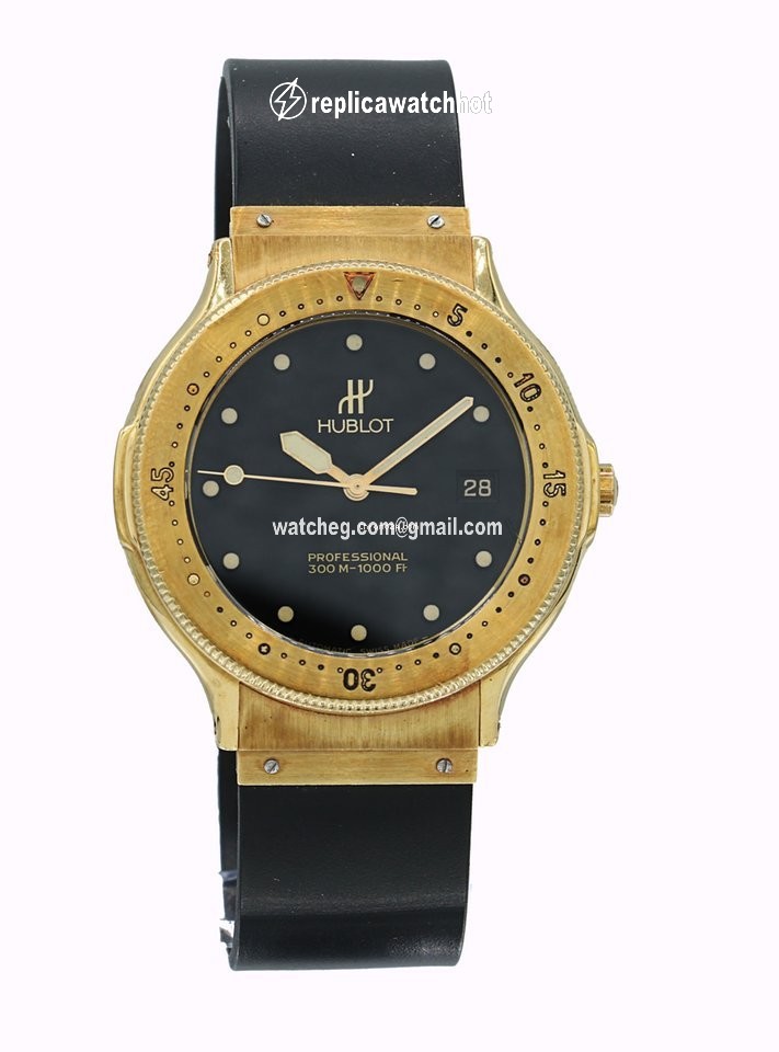 Hublot Mens watch Unisex Automatic Yellow gold 1553.3