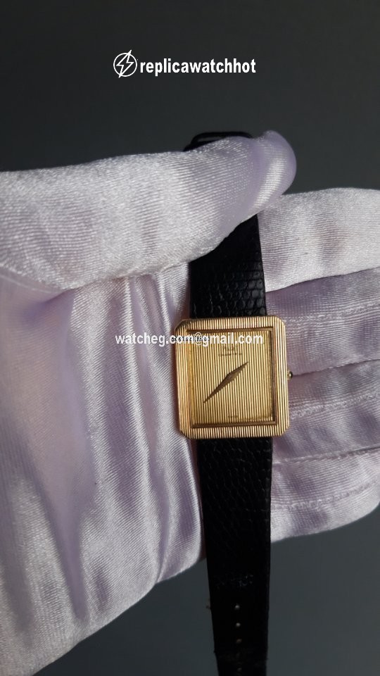 Piaget Mens watch Unisex Quartz Yellow gold 19154