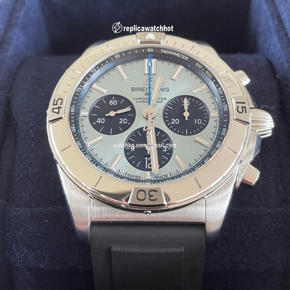 Breitling Chronomat Mens watch Unisex Automatic Steel PB0134101C1S1