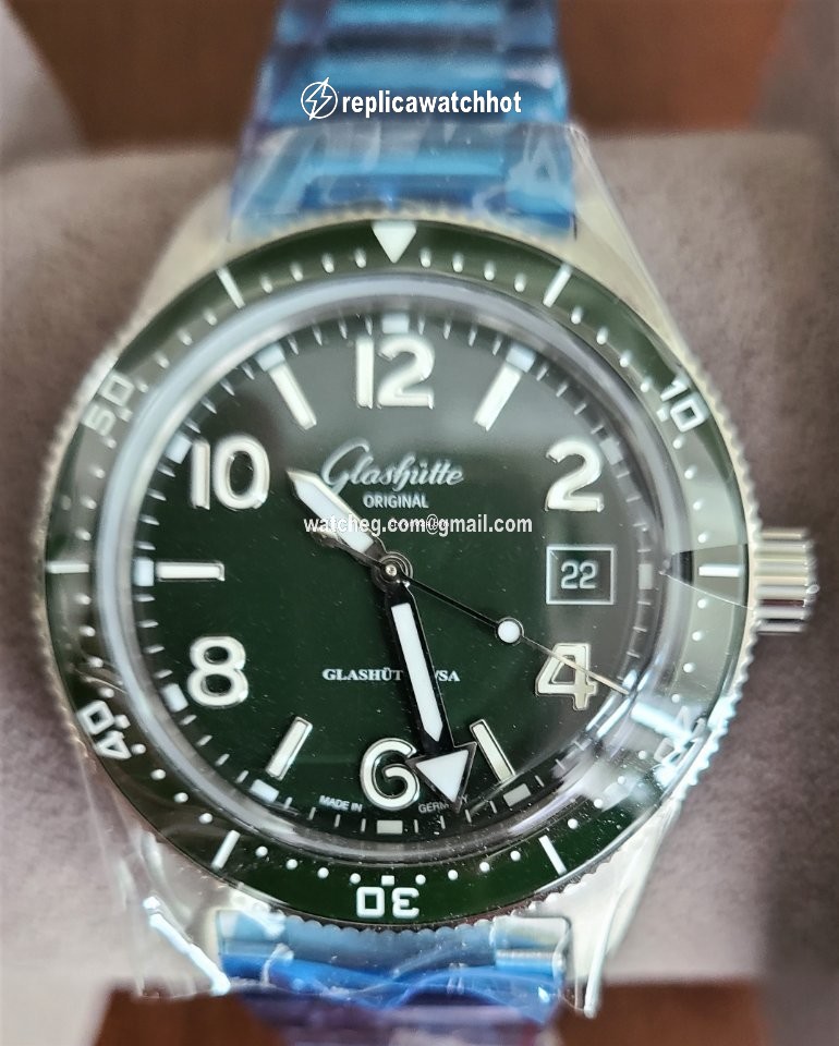 Glashtte Original Mens watch Unisex Automatic Steel 1-39-11-13-83-70