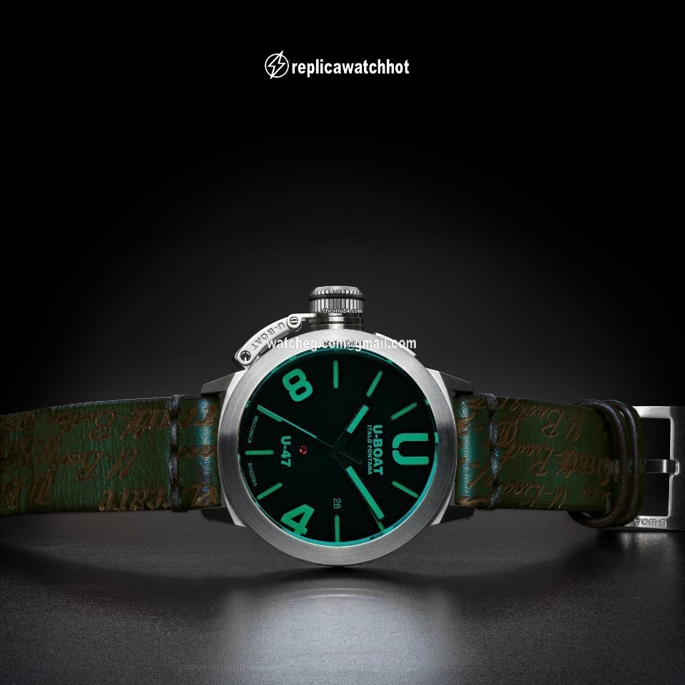 U-Boat Classico Mens watch Unisex Automatic Steel 8755