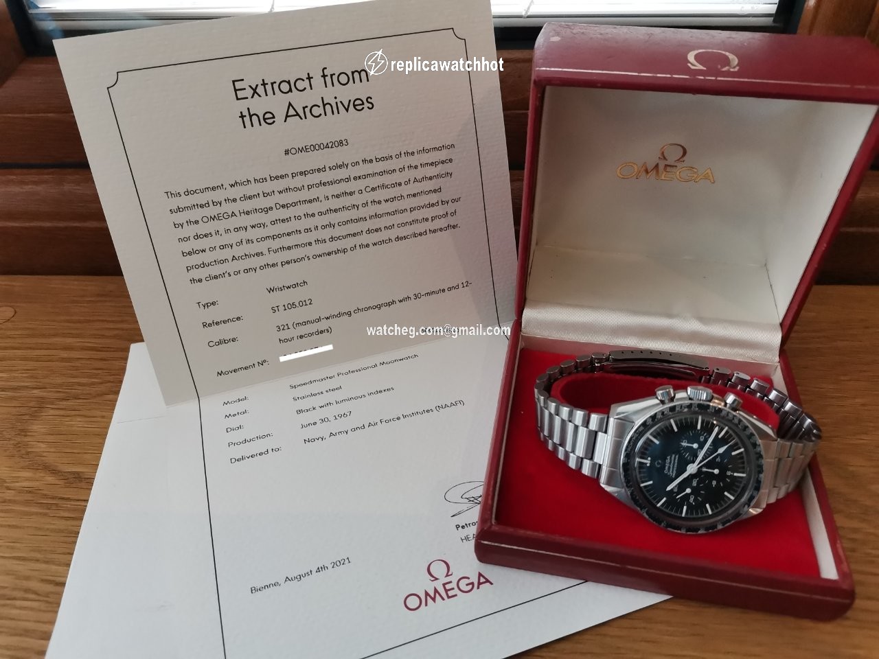Omega Speedmaster Professional Moonwatch Mens watch Unisex Manual winding Steel 105012-66
