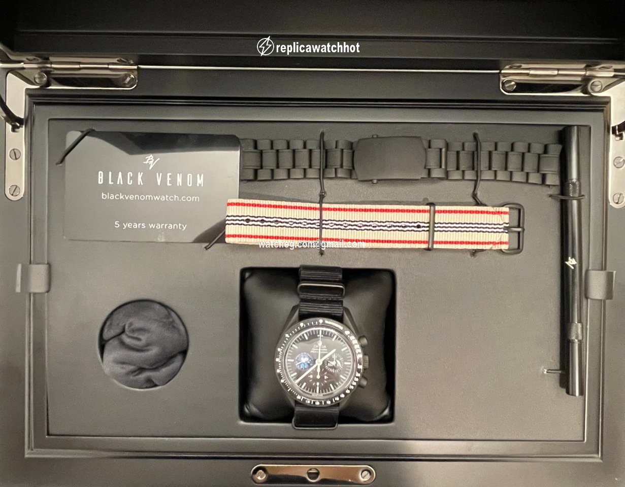 Omega Speedmaster Professional Moonwatch Mens watch Unisex Manual winding Steel 229