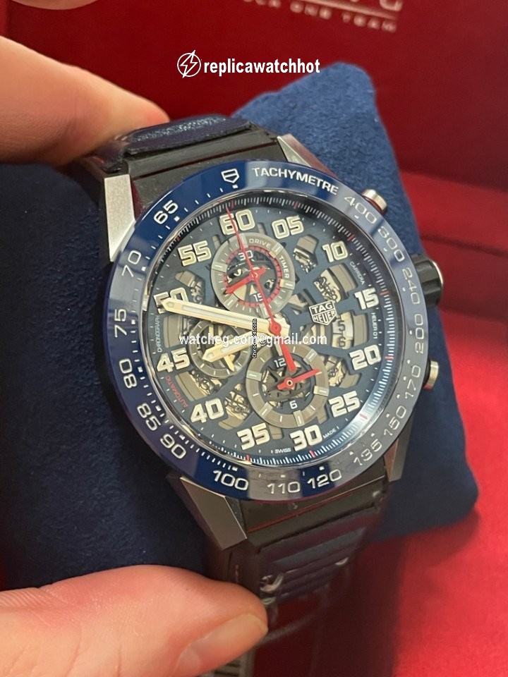 TAG Heuer Carrera Calibre HEUER 01 Mens watch Unisex Automatic Steel CAR2A1N.FT6100