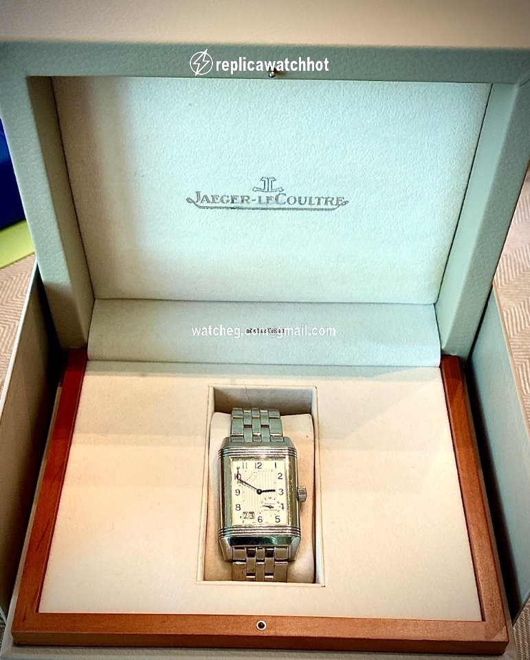 Jaeger-LeCoultre Reverso Grande Date Mens watch Unisex Manual winding Steel Q3008120