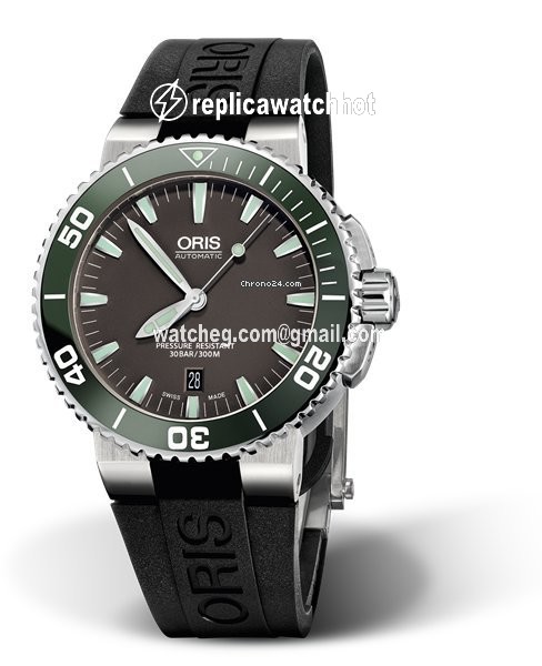 Oris Aquis Date Mens watch Unisex Automatic Steel 01 733 7653 4137-07 4 26 34EB