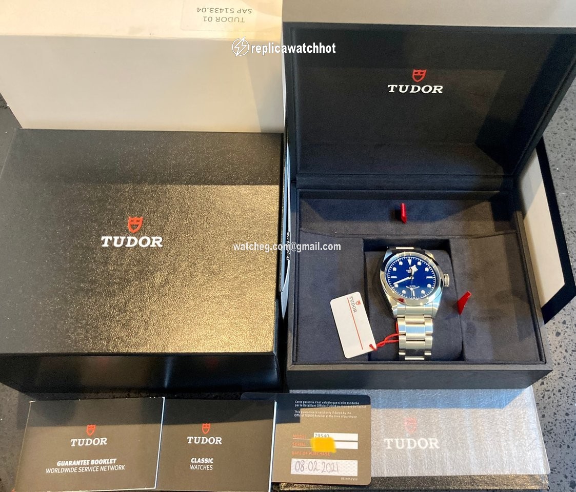 Tudor Black Bay 41 Mens watch Unisex Automatic Steel M79540-0004