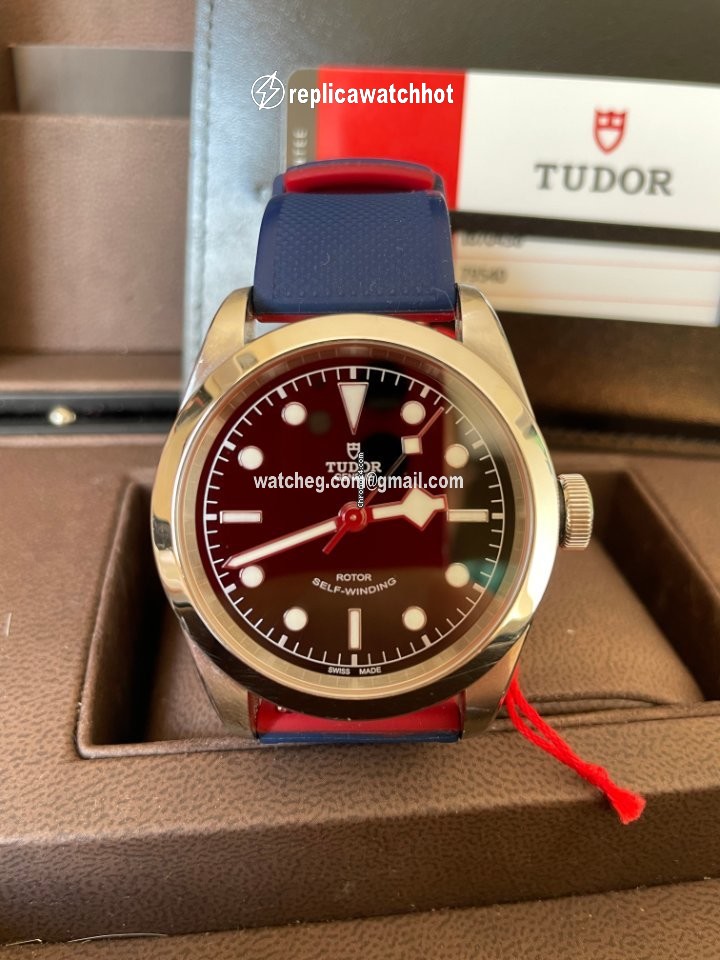 Tudor Black Bay 41 Mens watch Unisex Automatic Steel M79540-0007