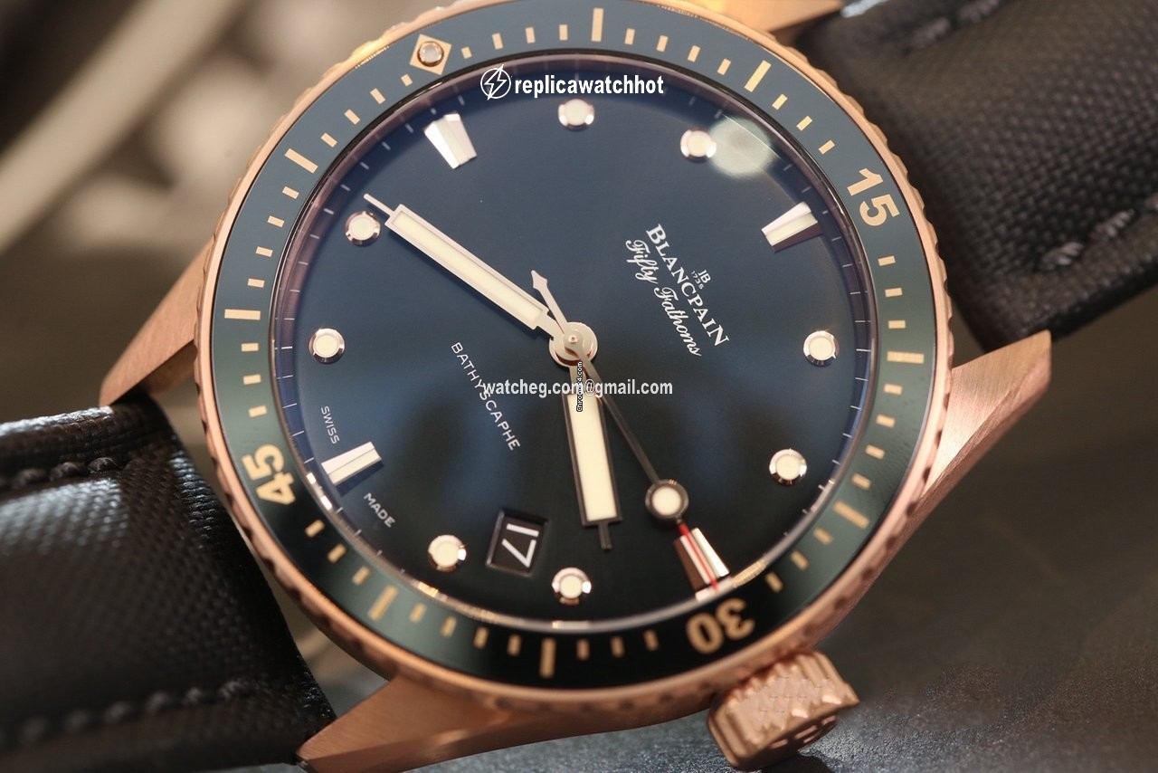 Blancpain Fifty Fathoms Bathyscaphe Mens watch Unisex Automatic Rose gold 5000-36S30-B52 A