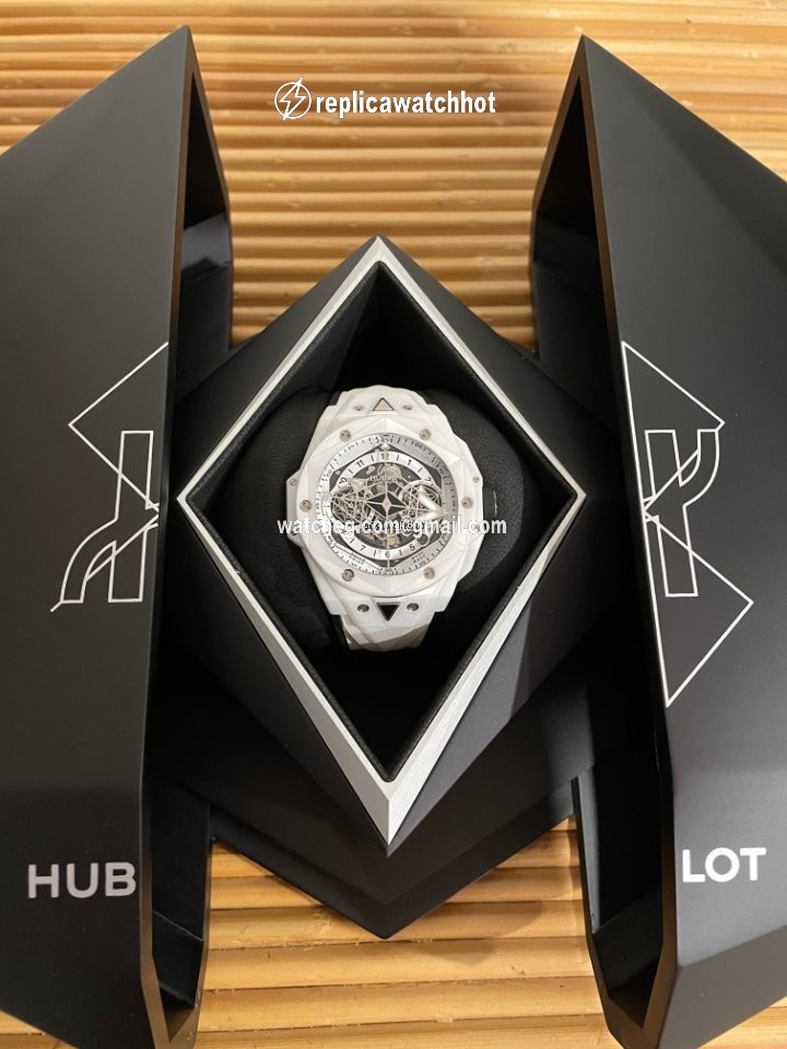 Hublot Big Bang Sang Bleu Mens watch Unisex Automatic Ceramic 418.HX.2001.RX.MXM21