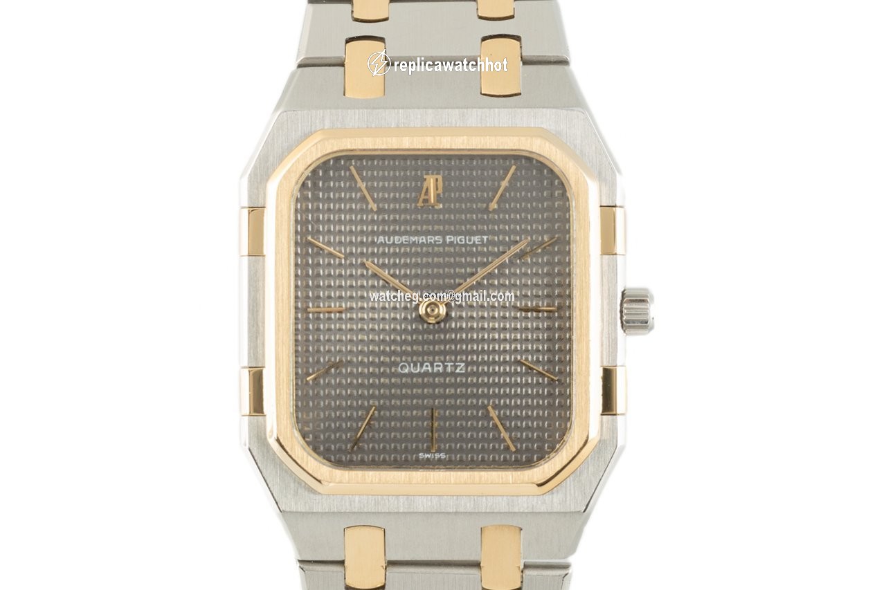 Audemars Piguet Royal Oak Jumbo Mens watch Unisex Quartz Gold Steel 6005SA.0.0477SA.01