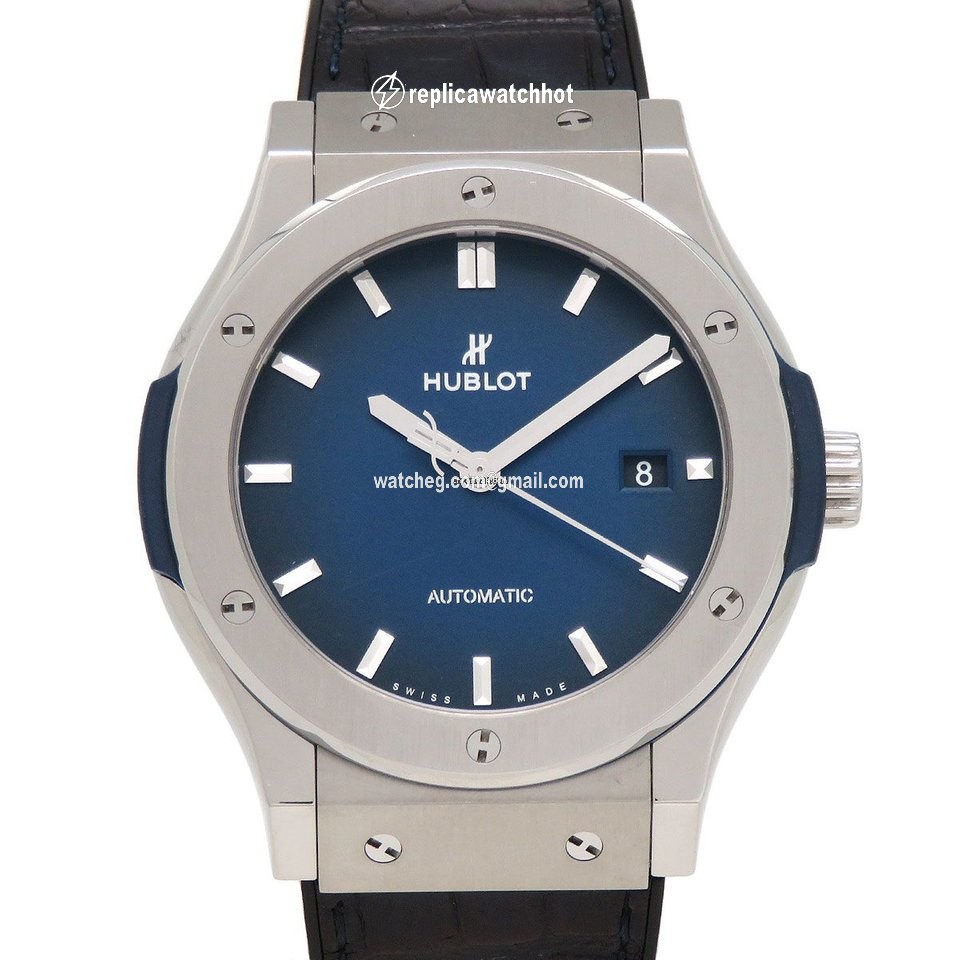 Hublot Classic Fusion 45, 42, 38, 33 mm Mens watch Unisex Automatic Titanium 542.NX.6670.LR.JPN18