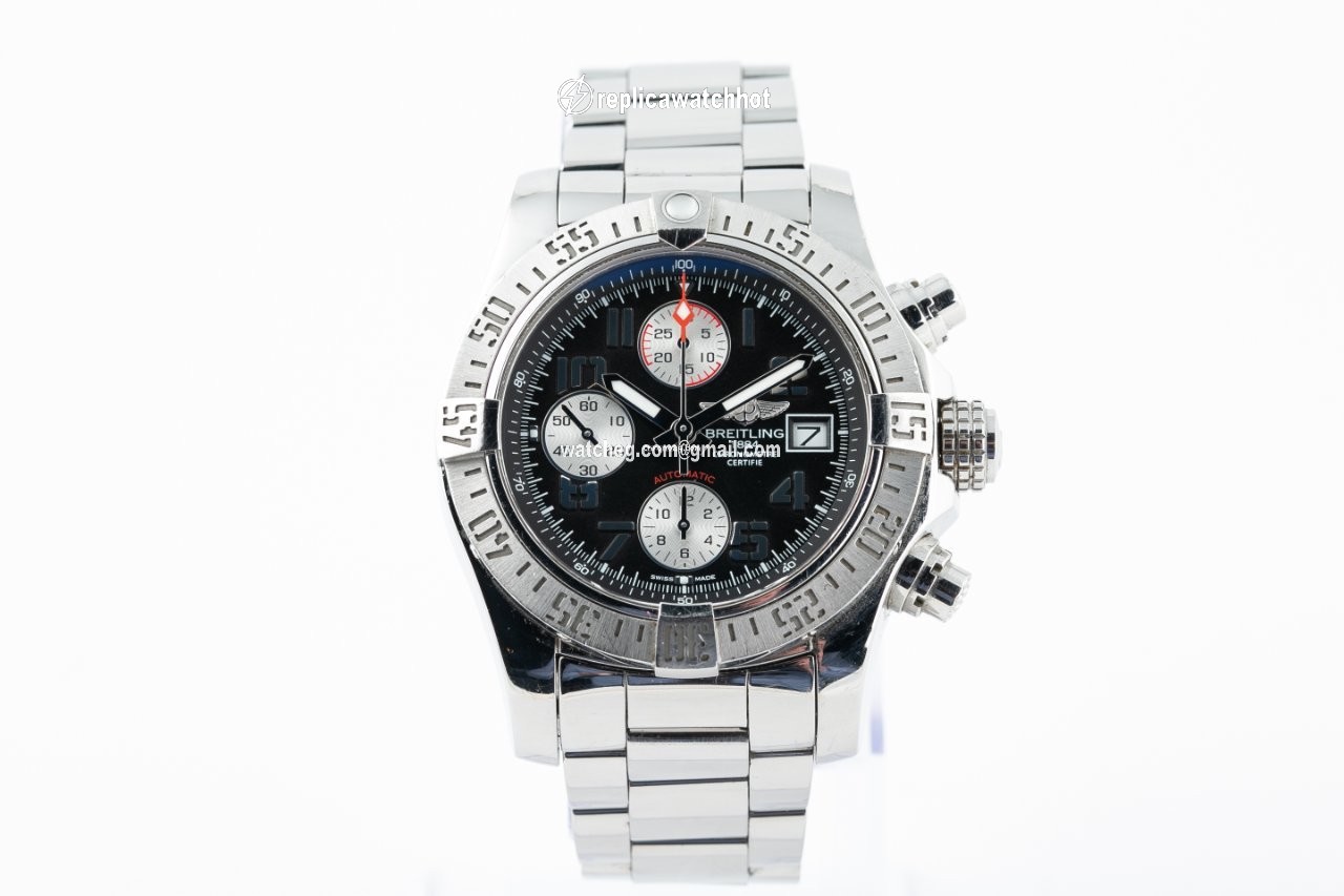 Breitling Avenger II Mens watch Unisex Automatic Steel A1338111