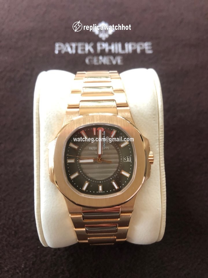 Patek Philippe Nautilus Womens watch Quartz Rose gold 7011 1R-010