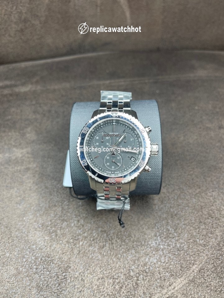 Tissot PRS 200 Mens watch Unisex Quartz Steel T067.417.11.051.01