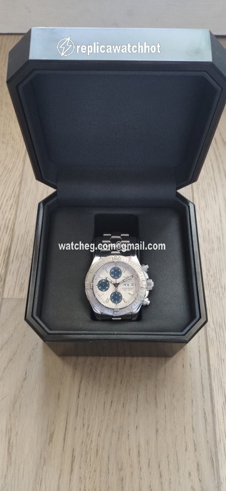 Breitling Superocean Chronograph II Mens watch Unisex Automatic Steel A1334011 G549