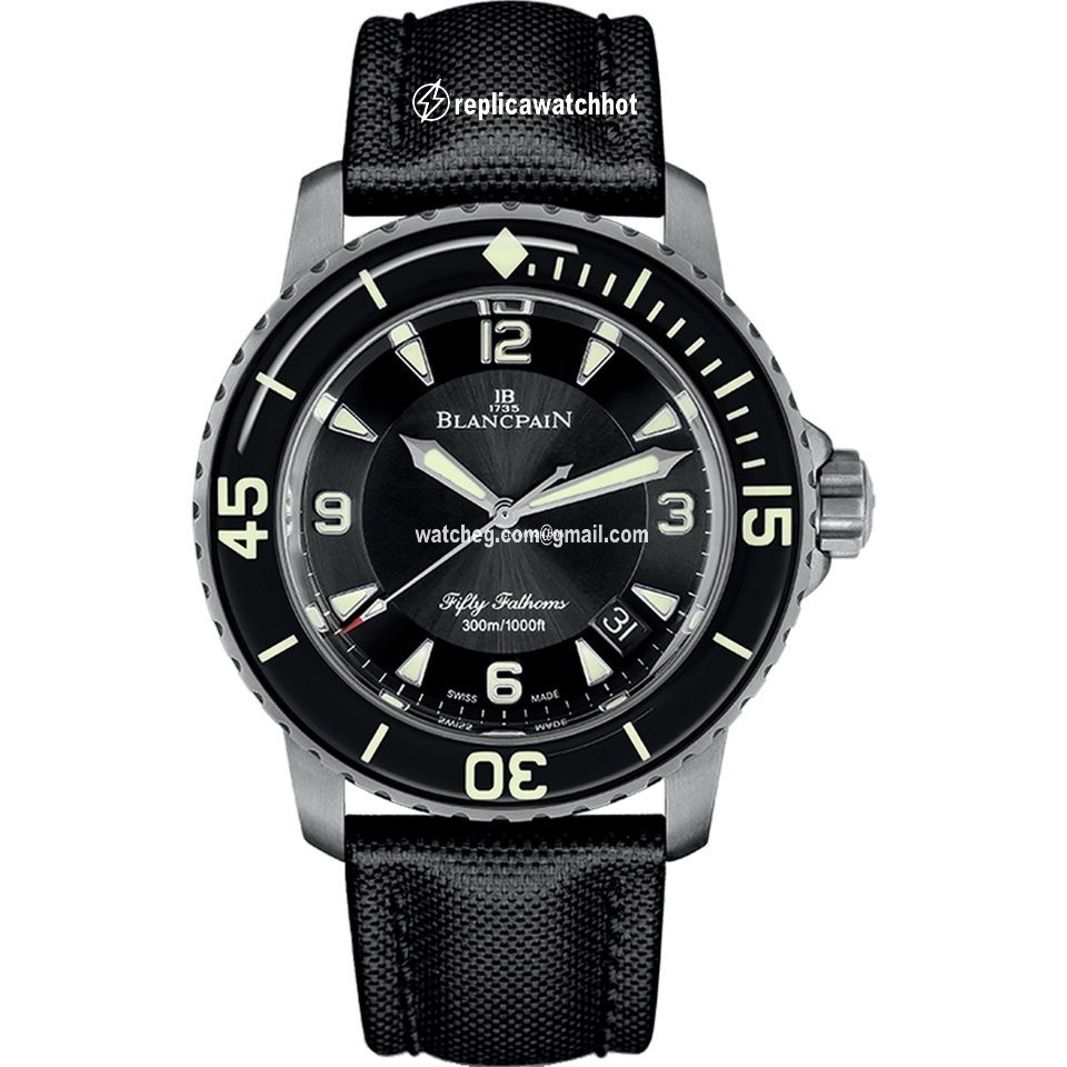 Blancpain Fifty Fathoms Mens watch Unisex Automatic Titanium 5015-12B30-B52