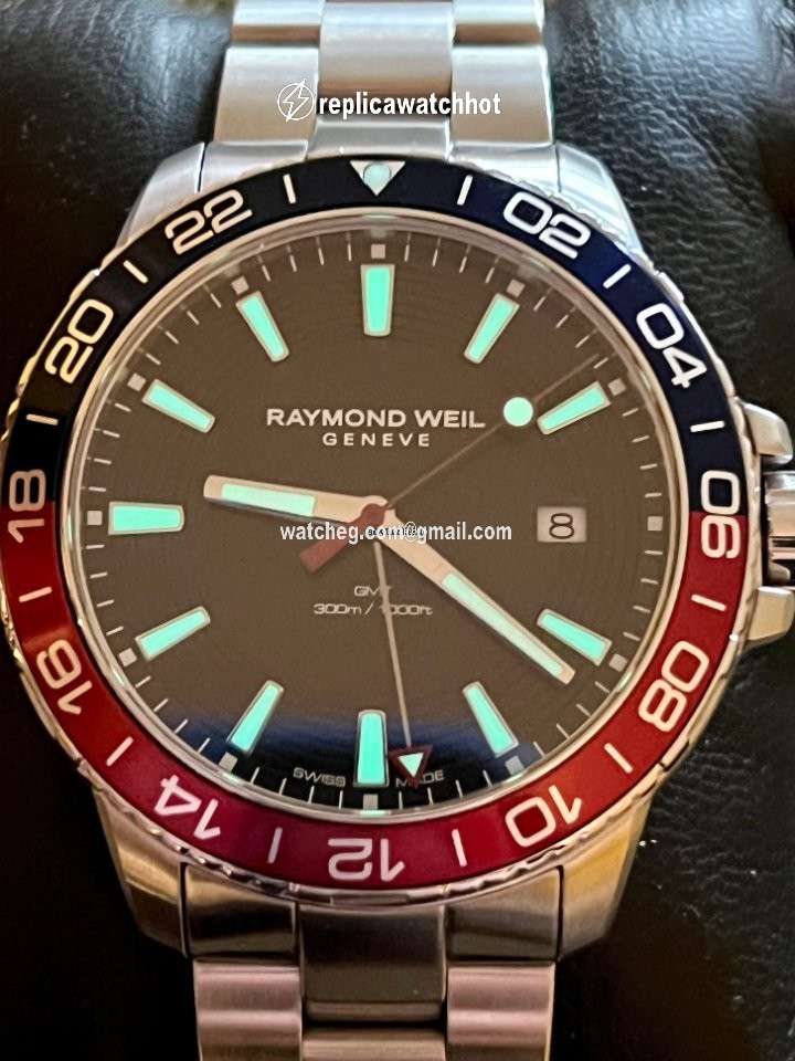 Raymond Weil Tango Mens watch Unisex Quartz Steel 8280-ST3-20001