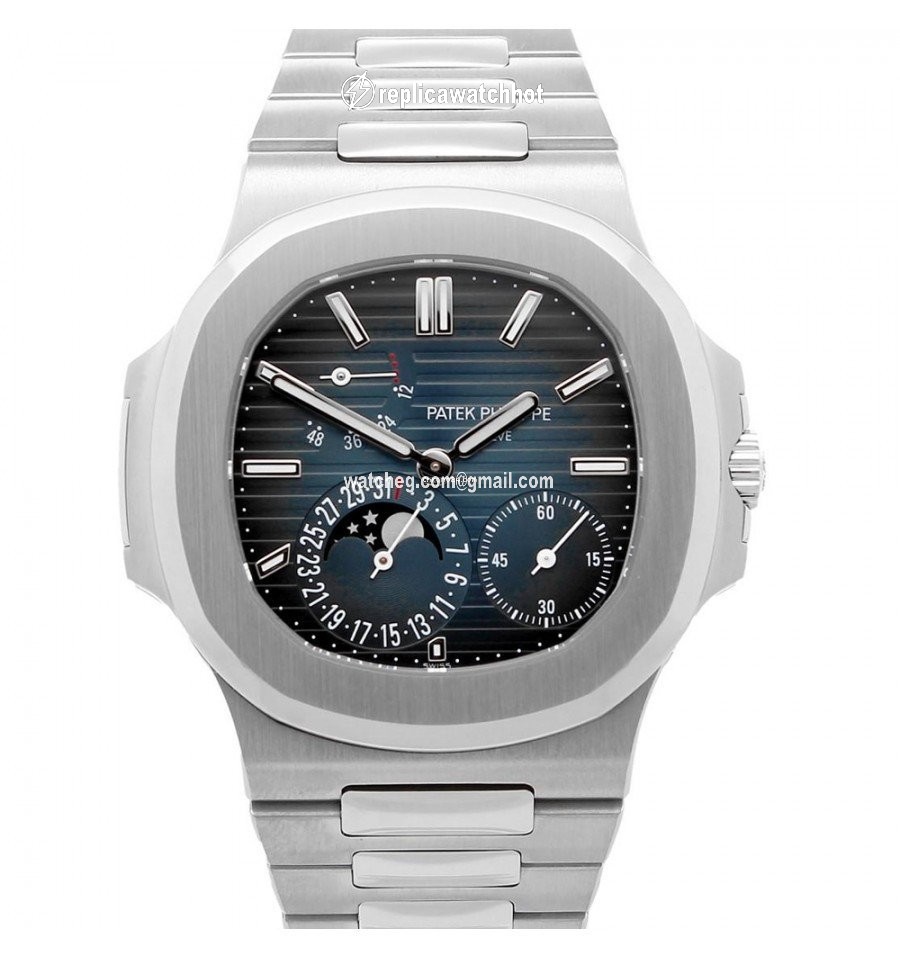Patek Philippe Nautilus Automatic Steel 5712 1A-001