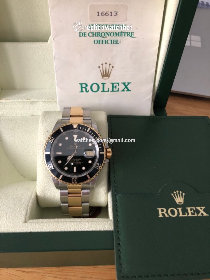 Rolex Submariner Date Mens watch Unisex Gold Steel Automatic 16613LN