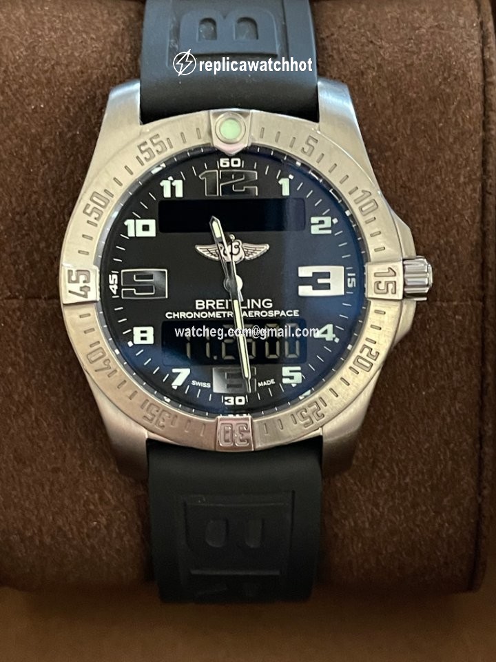 Breitling Aerospace EVO Mens watch Unisex Quartz Titanium E7936310