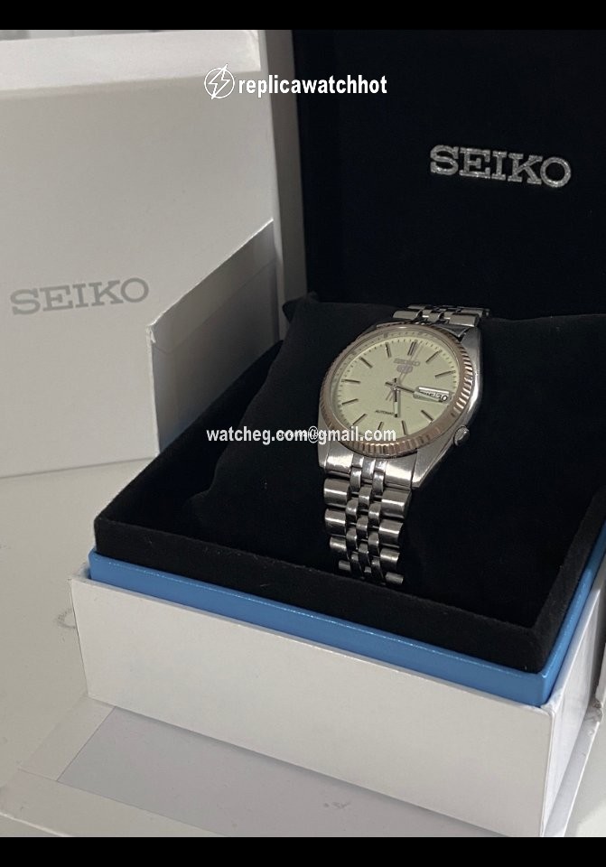Seiko 5 Mens watch Unisex Automatic Steel SNXJ89