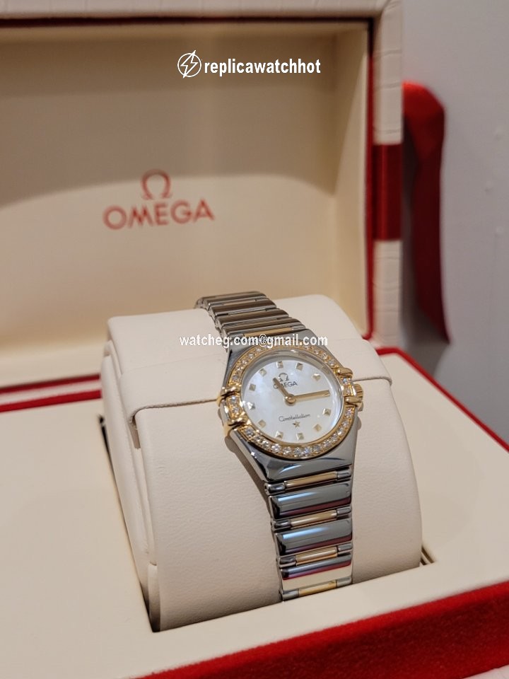 Omega Constellation Womens watch Quartz Gold Steel 1365.71.00