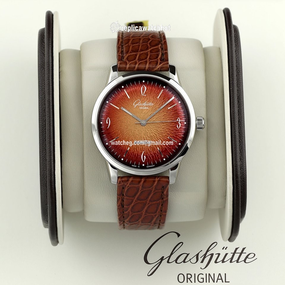 Glashtte Original Sixties Mens watch Unisex Automatic Steel 1-39-52-13-02-04