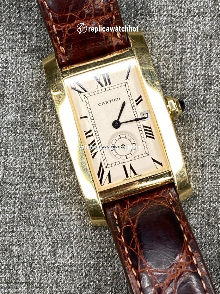 Cartier Tank Americaine Mens watch Unisex Quartz Yellow gold Cartier 890510