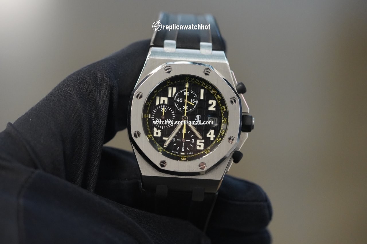 Audemars Piguet Royal Oak Offshore Chronograph Mens watch Unisex Automatic Steel 26086ST.OO.D002CR.01