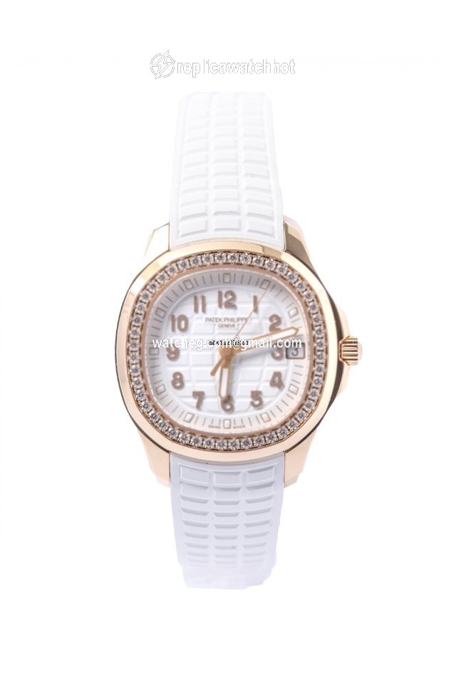 Patek Philippe Aquanaut Rose gold 5268 200R-001