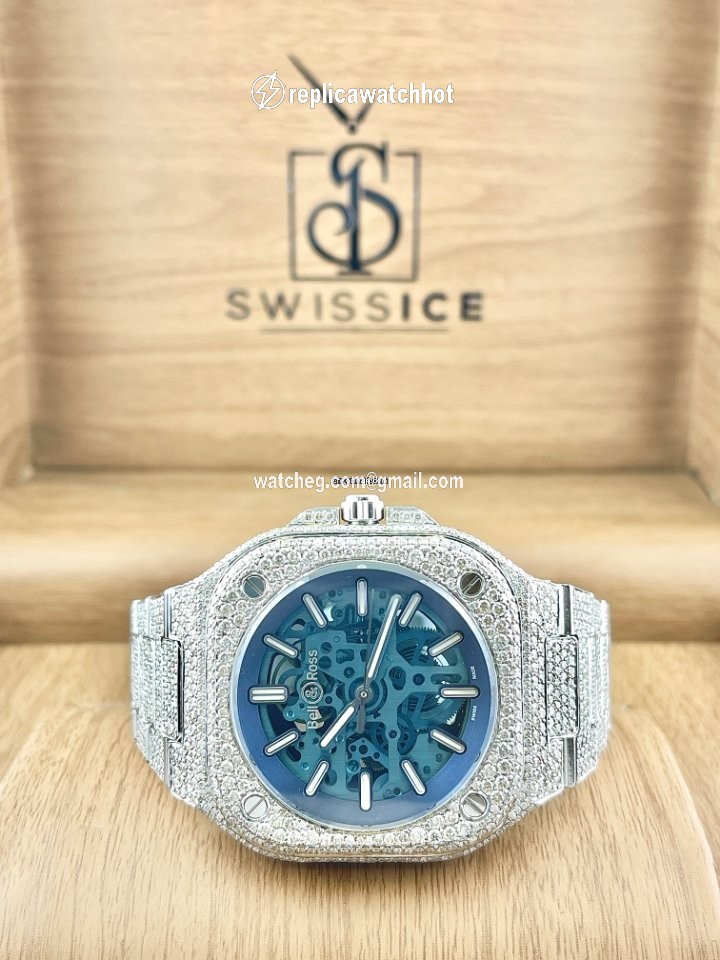 Bell & Ross BR 05 Mens watch Unisex Automatic Steel BR05A-BLU-SKST SST