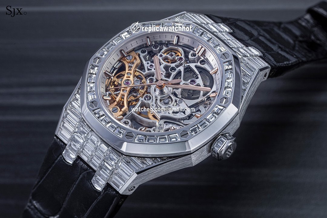Audemars Piguet Royal Oak Double Balance Wheel Openworked 15469BC.ZZ.D001CR.01