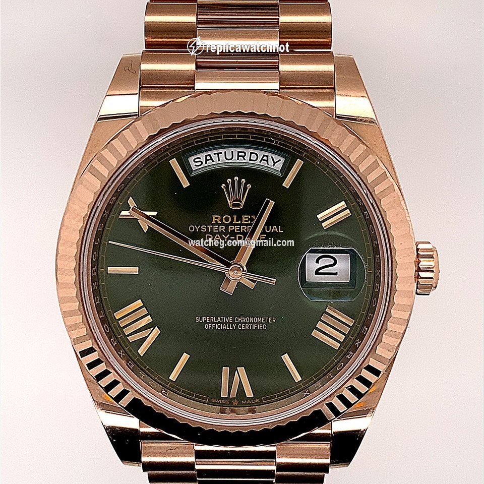 Rolex Day-Date 40 Mens watch Unisex Rose gold Automatic 228235-0025