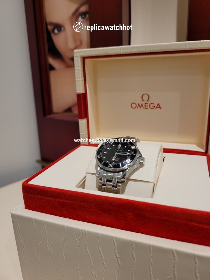 Omega Seamaster Diver 300 M Womens watch Quartz Steel 21230286101001
