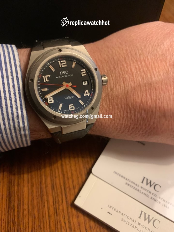 IWC Ingenieur AMG Mens watch Unisex Automatic Titanium IW322703