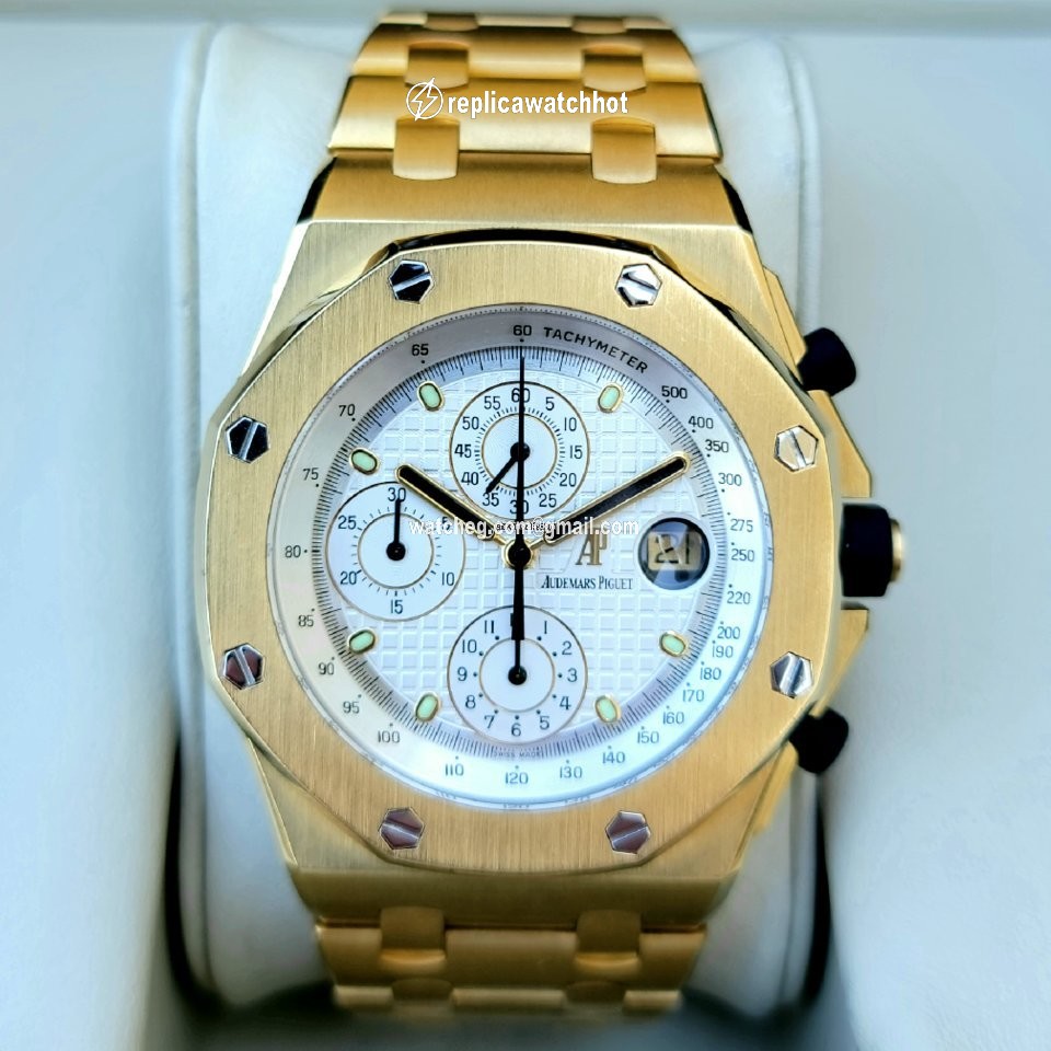 Audemars Piguet Royal Oak Offshore Chronograph Mens watch Unisex Automatic Yellow gold 25721BA.OO.1000BA.03