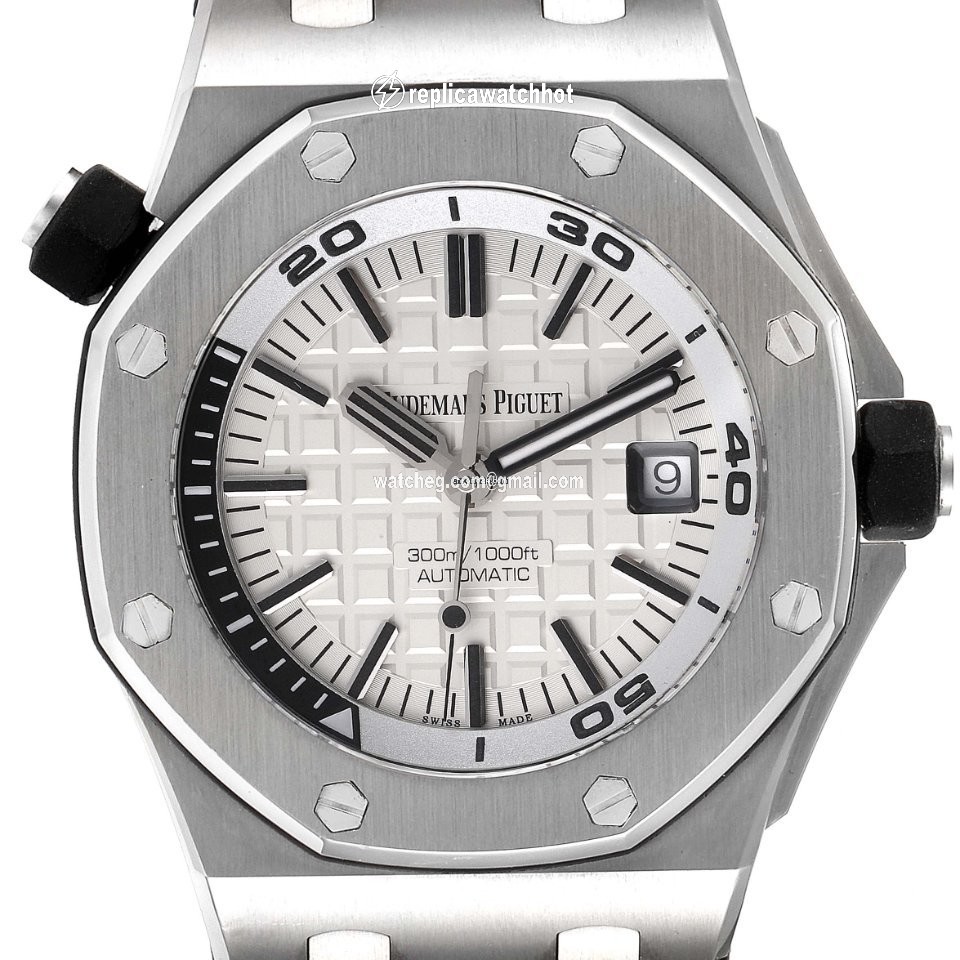 Audemars Piguet Royal Oak Offshore Diver Mens watch Unisex Automatic Steel 15710ST.00.A002CA.02