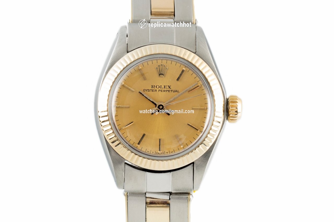 Rolex Oyster Perpetual 26 Womens watch Gold Steel Automatic 6718