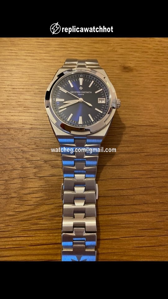 Vacheron Constantin Overseas Mens watch Unisex Automatic Steel 4500V 110A-B128