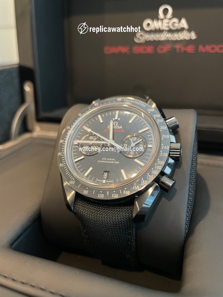 Omega Speedmaster Professional Moonwatch Mens watch Unisex Automatic Ceramic 031192445101007