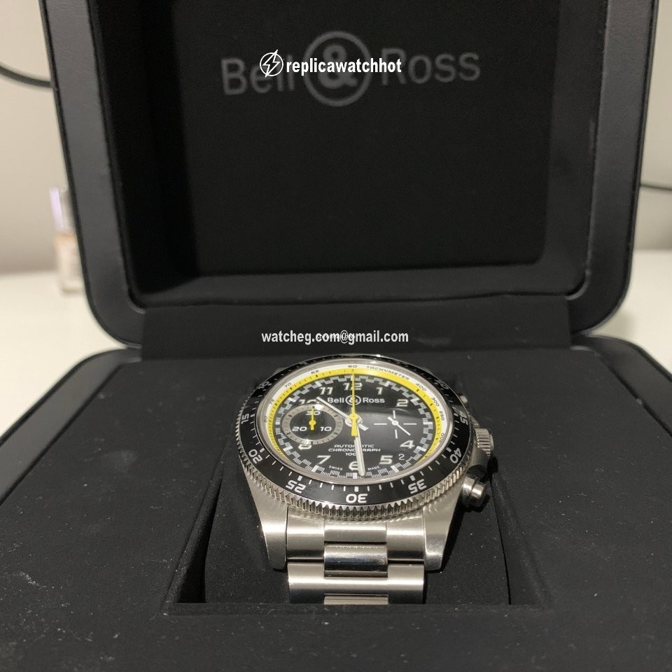Bell & Ross BR V3 Mens watch Unisex Automatic Steel BRV394-RS20 SCA
