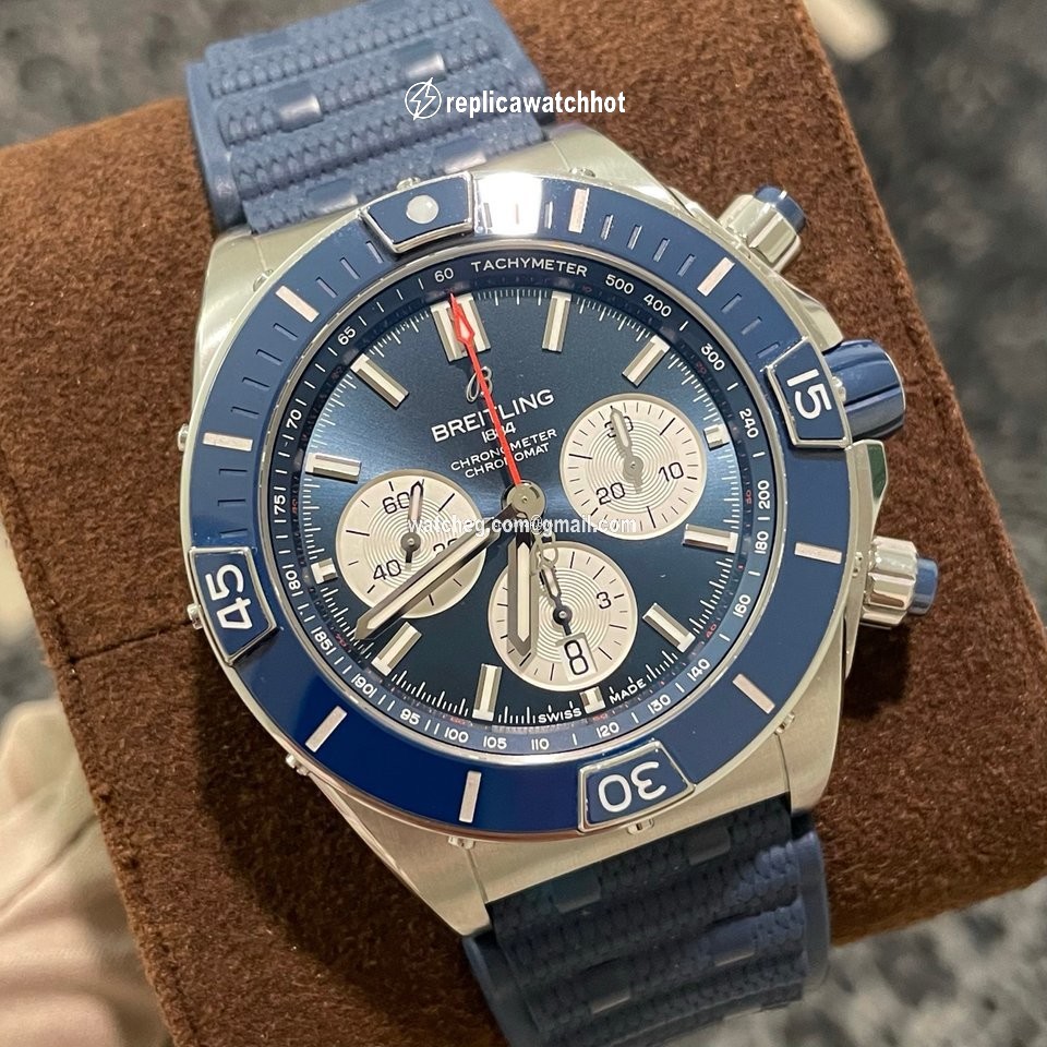 Breitling Chronomat Mens watch Unisex Automatic Steel AB0136161C1S1